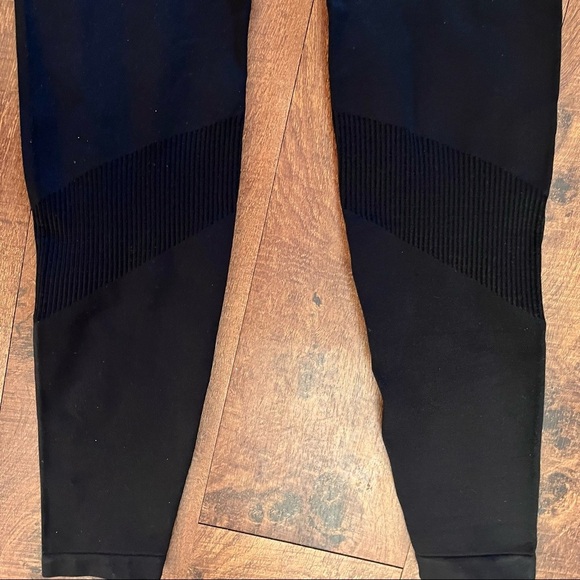 PINK active by Victoria’s Secret tights leggings extra small XS black - Picture 7 of 8